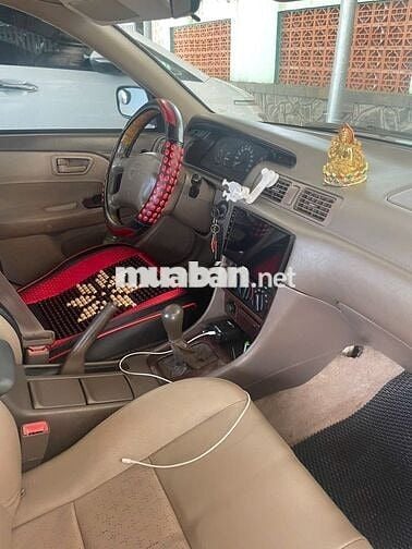 Toyota Camry Xanh 5 chỗ Xăng
