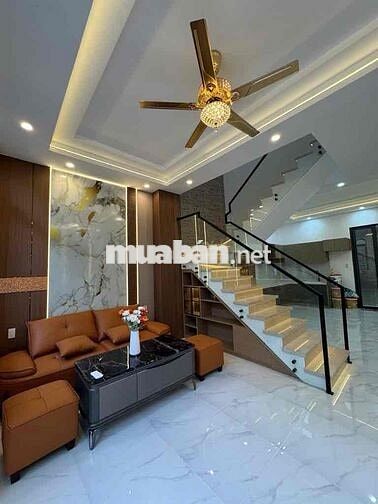 b nhà 2 tầng mới 3 pn  ngay chiến lược gần aeon bình tân