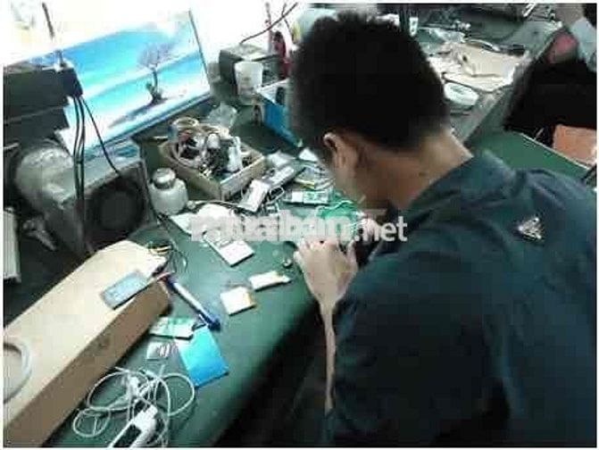 MIỄN PHÍ HỌC NGHỀ SỬA CHỮA ĐIỆN THOẠI VÀ CÓ LƯƠNG.