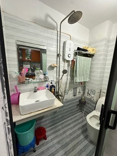Hot, Bán gấp Nhà 3 Tầng mới đẹp Binh Long, 60m2sd giáp Tân Phú, 2 x tỷ