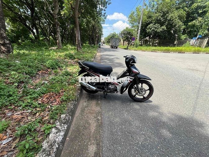 Yamaha Sirius Thể thao Đen