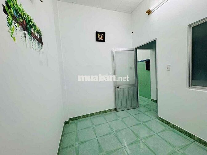 chính chủ cần bán nhà 1247/6/8 Huỳnh Tấn Phát, Q7