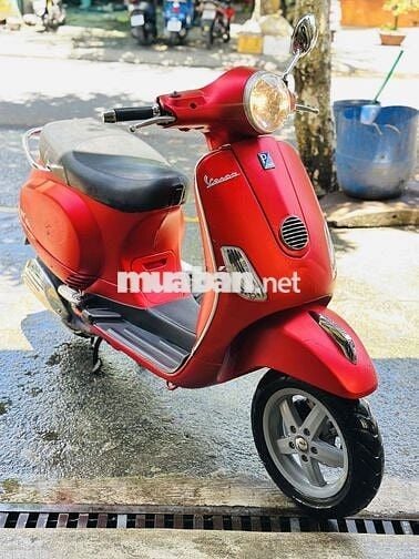 Piaggio Vespa LX 125cc IE 2012 Đỏ