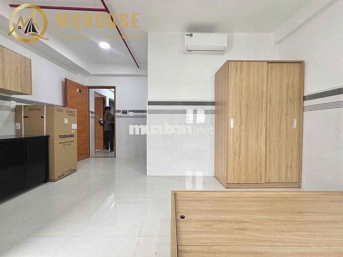 Cho thuê phòng ban công - đầy đủ nội thất -gần Đại Học Văn Lang