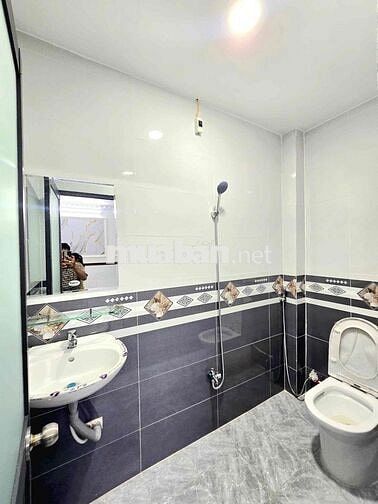 🔔🔔🔔nhà bán chính chủ 1 lầu , gần cầu Phú Xuân kế quận 7🔔🔔🔔