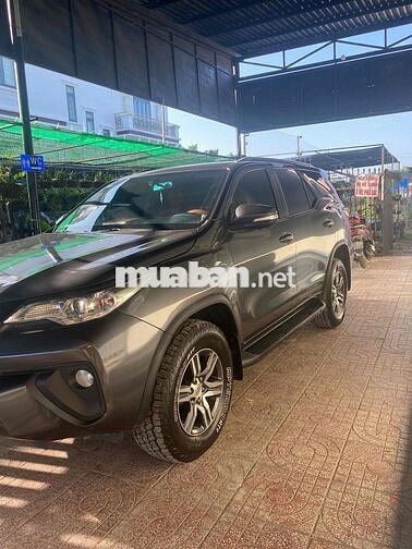 Toyota Fortuner 2017 Dầu Số sàn