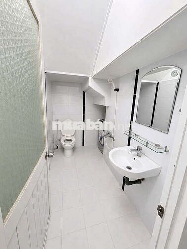 Cho thuê phòng trọ 1PN 28m² Đường Cách Mạng Tháng 8,Q10,Vạn Hạnh Mall