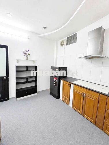 Cho thuê phòng trọ 1PN 28m² Đường Cách Mạng Tháng 8,Q10,Vạn Hạnh Mall