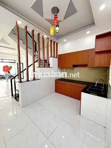 248/3 lê văn lương q7 hẻm 6m . DT.4x18m 1 trệt 1 lầu 2 pn  2 máy lạnh