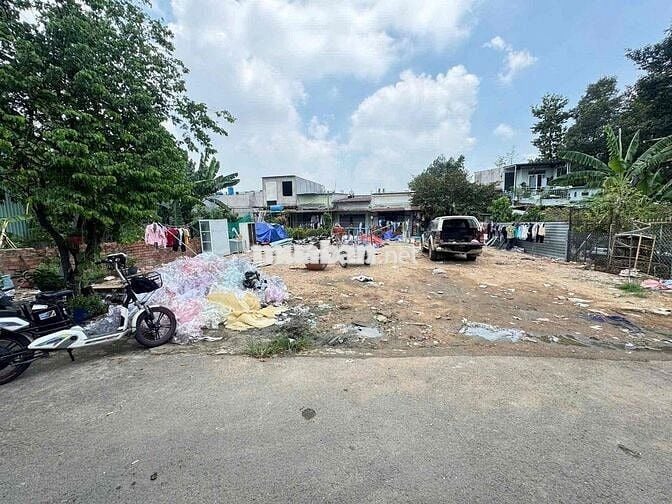 ĐẤT THỔ CƯ ĐƯỜNG XE TẢI GẦN UB XÃ ĐÔNG THẠNH