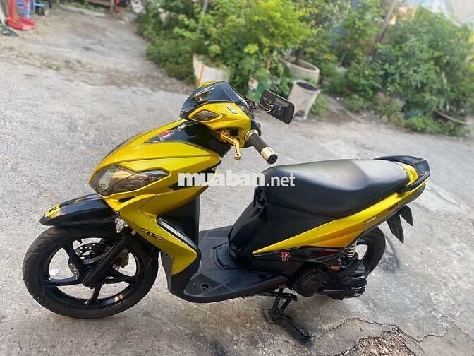 Yamaha Luvias FI Vàng Xăng