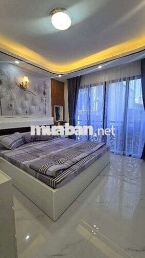 248/3 lê văn lương q7 hẻm 6m . DT.4x18m 1 trệt 1 lầu 2 pn  2 máy lạnh