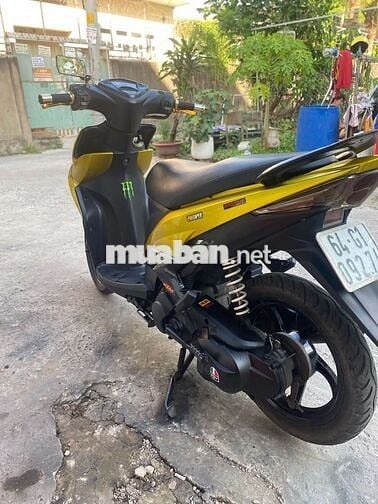 Yamaha Luvias FI Vàng Xăng