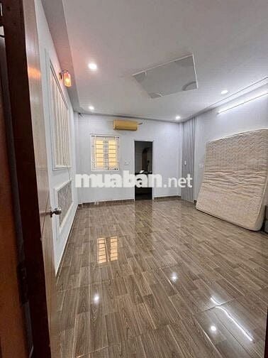 CHO THUÊ NHÀ 3 LẦU ĐẸP HẺM THÔNG PHƯỜNG HIỆP THÀNH QUẬN 12