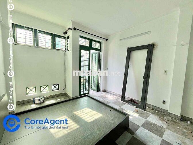 Căn Hộ Ban công Ngay Nguyễn Văn Luông