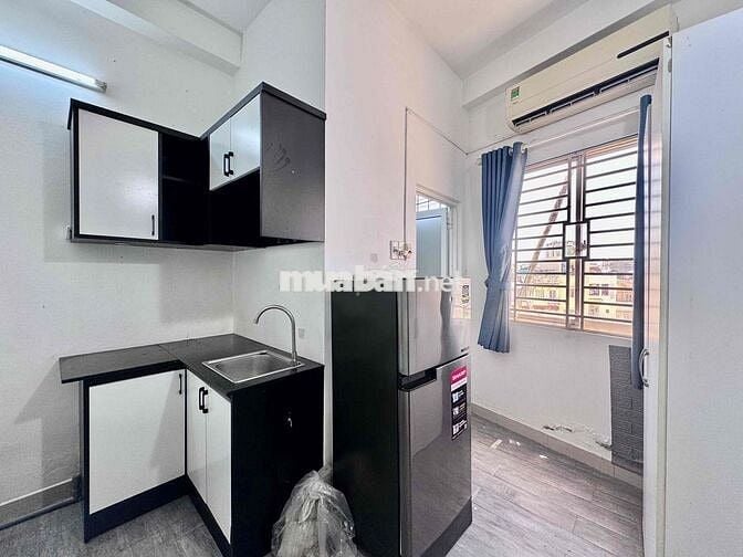 Siêu Rẻ!! Cho Thuê Studio 20m2 Cửa Sổ 2ng2xe Ngay CMT8 CV Lê Thị Riêng