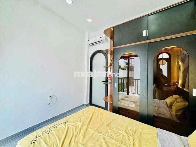 CHO THUÊ NHÀ 9TR 2 LẦU 2PN FULL NỘI THẤT