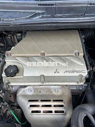 Mitsubishi Grandis 2005 Xám 7 chỗ