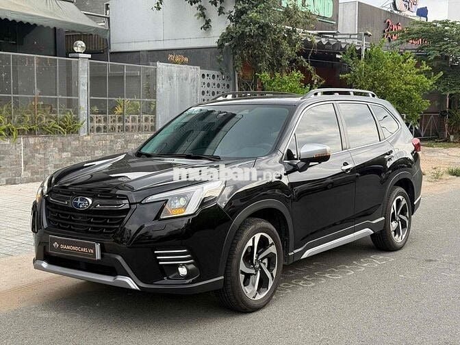 Subaru Forester 2024 2.0 iS EyeSight 7000 km Đen