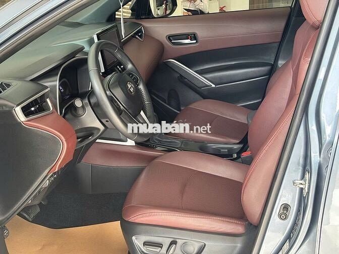 Corolla Cross 1.8V 2022 - Còn Giảm - HT Bank 70%