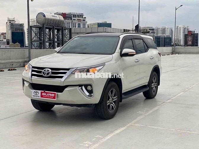 Toyota Fortuner 2.7V AT 2019 Trắng