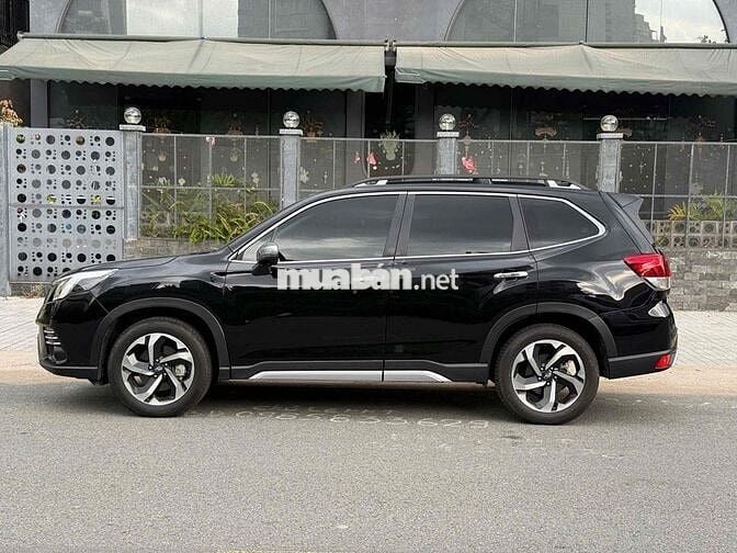 Subaru Forester 2024 2.0 iS EyeSight 7000 km Đen