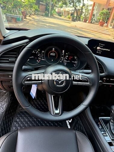 Mazda 3 Luxury 2024 Đỏ 12.000km