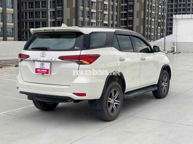 Toyota Fortuner 2.7V AT 2019 Trắng