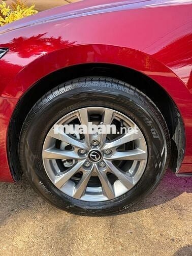 Mazda 3 Luxury 2024 Đỏ 12.000km