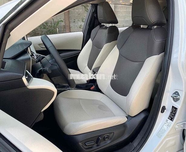 Toyota Corolla Altis 1.8V 2025 Trắng
