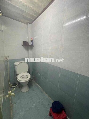 Nhà bán 2 tầng (3m x 11m) công nhận 56m2 gần đại học công thương