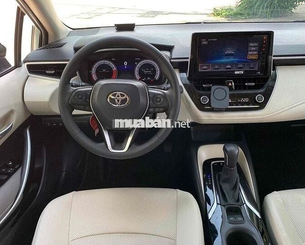 Toyota Corolla Altis 1.8V 2025 Trắng