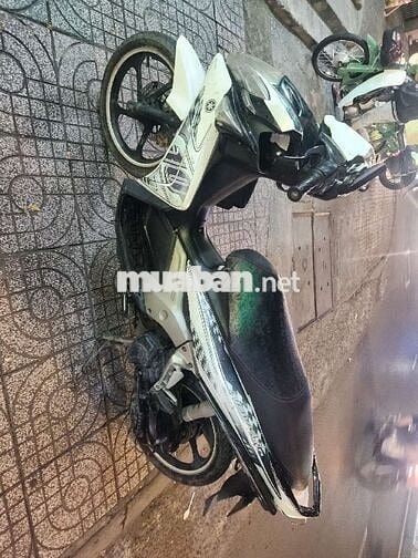 Yamaha nouvo 5 Trắng đen FI