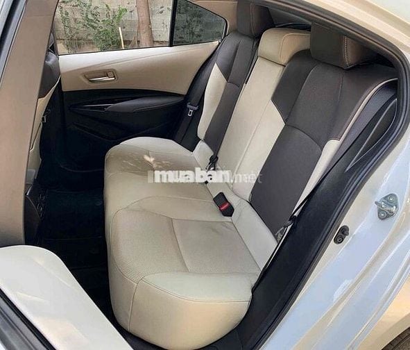 Toyota Corolla Altis 1.8V 2025 Trắng