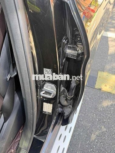Mercedes-Benz GLC200 2018 Đen 7 vạn mile