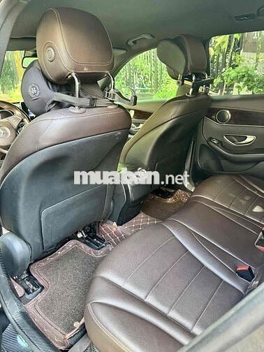 Mercedes-Benz GLC200 2018 Đen 7 vạn mile
