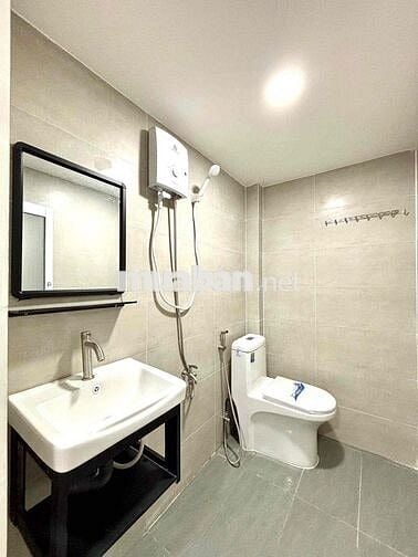 1 Trệt 1 Lầu - Đầy Đủ Nội Thất 35m2 ngay Cvpm Quang Trung