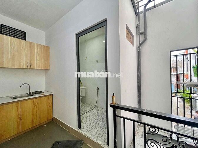 BAN CÔNG 2PN+1PK NGAY THỐNG NHẤT