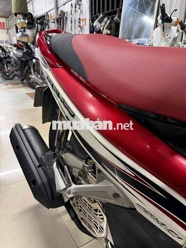 Honda Airblade 2012 Đỏ trắng chất lượng, còn cứng