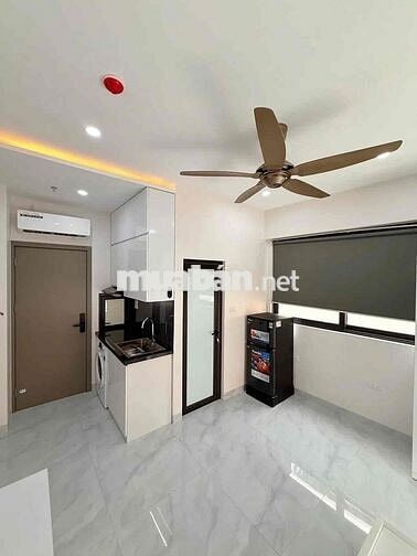 STUDIO 35m2 BAN CÔNG CỬA SỔ TRỜI NGAY QUẬN 3