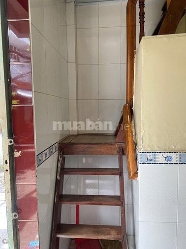 Nhà phố , đường Lê thị bạch cát , quận 11 . 