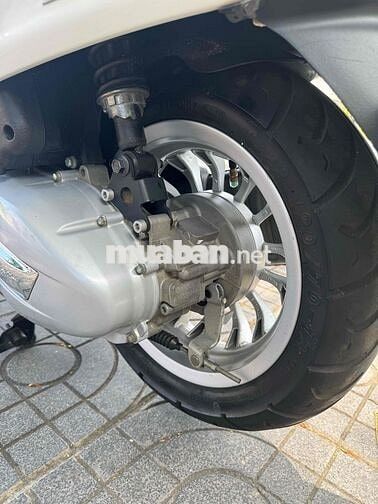 Vespa Sprint 2018 Trắng. chính chủ. bao ra tên