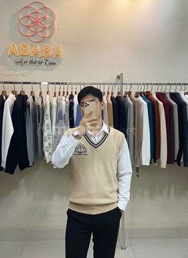 Nhận Dệt Áo Len Đồng Phục Tại Hà Nội Sản Xuất Trực Tiếp Theo Yêu Cầu