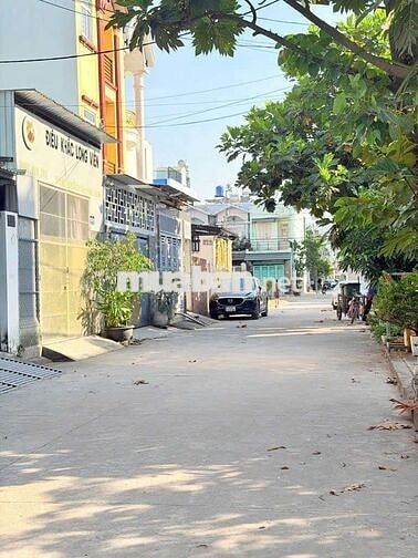 QUẬN TÂN PHÚ-TÒA NHÀ TO-DÒNG TIỀN CAO-NHÀ 5×20-6 TẦNG-HẺM 8M-GÒ DẦU 