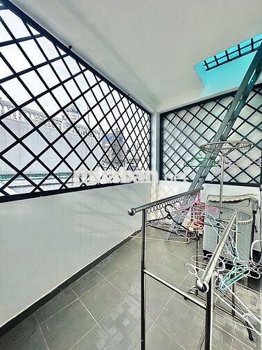 Nhà Mới Xây 5 Tầng - 81m2 -  Lê Trọng Tấn – Gara Ô Tô – Hẻm Nhựa 8m 