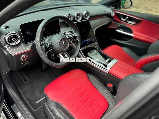Mercedes-Benz C200 Avangarde 2023 Đen 25.000 km