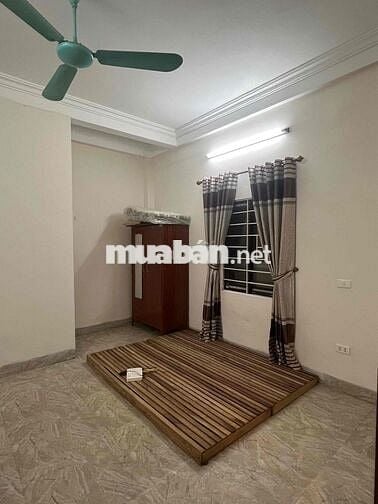 Cho thuê căn hộ tầng 3 số 9B ngõ 120 Kim Giang