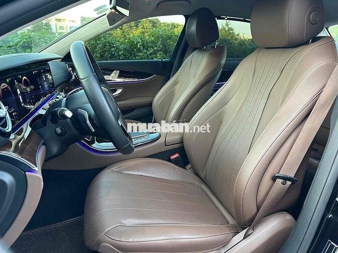 Mercedes-Benz C300 2022 Đen 13.000km