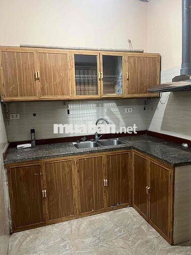 Cho thuê căn hộ tầng 3 số 9B ngõ 120 Kim Giang