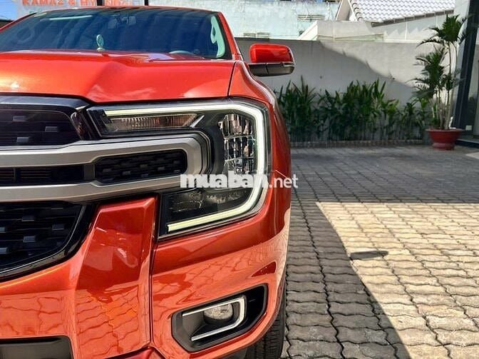 Ford RANGER XLS - 2024 1 cầu màu cam-39000km